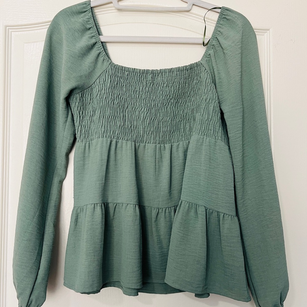 Elegant Green Women's Top
